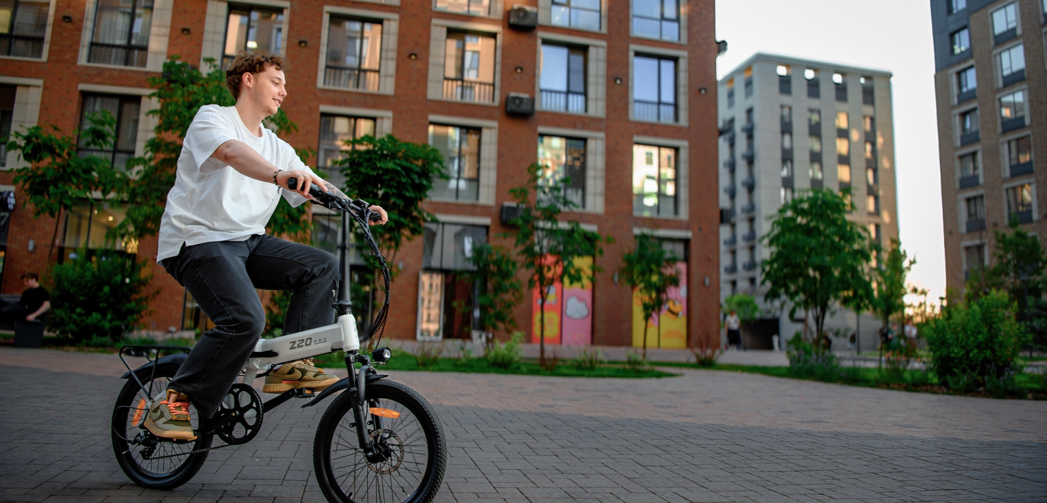Why a 500W Folding Electric Bike Is Perfect for City Life